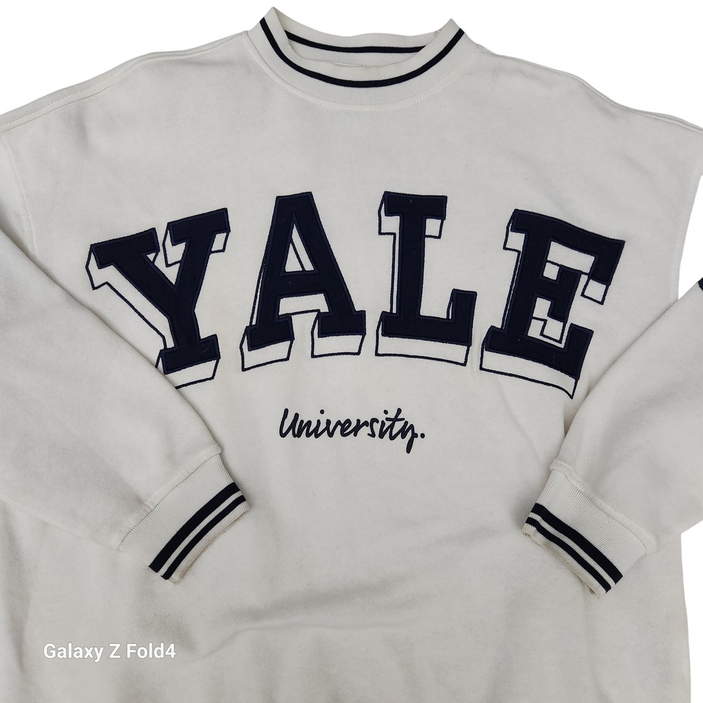 H&M Divided Yale University Embroidered Crewneck Sweatshirt White Blue Small - Picture 3 of 5